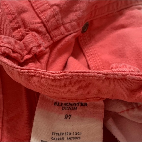 💲WHITE/PINK SHORTS - Picture 3 of 3